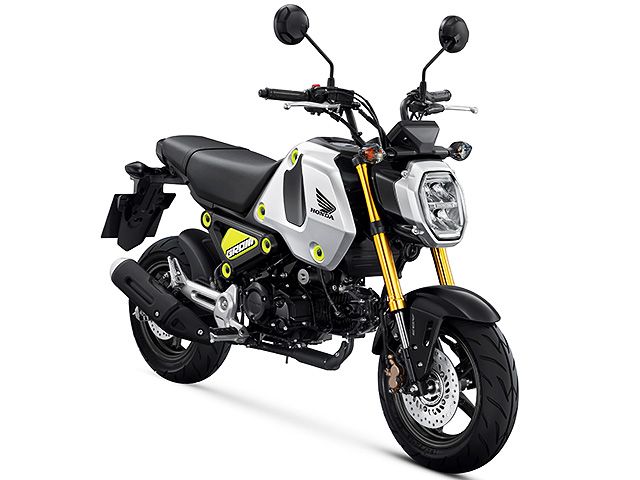 2021年 MSX125 GROM Force Silver Metallic(カタログメイン)