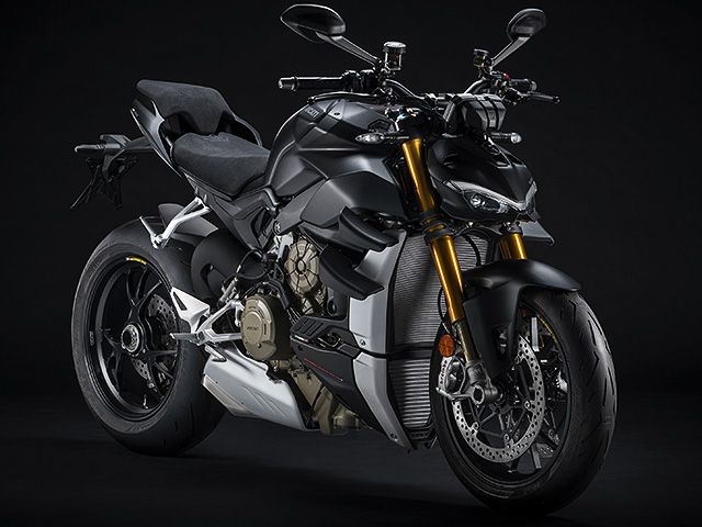 2021年 Streetfighter V4S ダークステルス(カタログメイン)