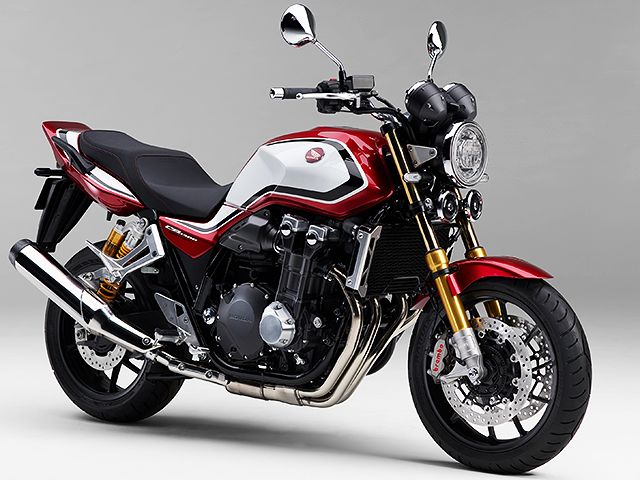 2021年 CB1300 SUPER FOUR SP キャンディークロモスフィアレッド(カタログメイン)