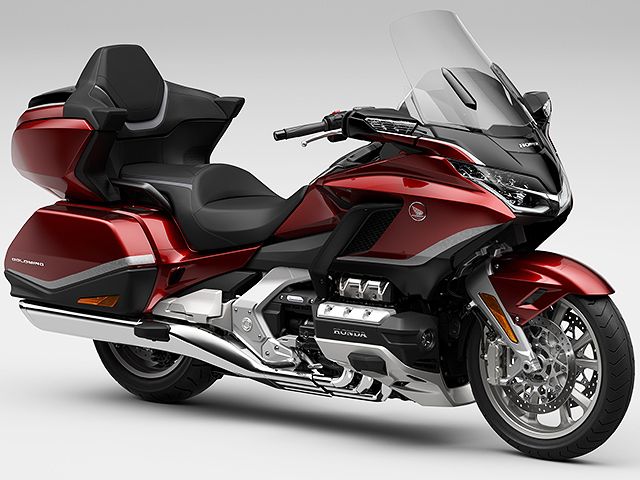 2021年 GOLDWING Tour Dual Clutch Transmission キャンディーアーダントレッド(カタログメイン)