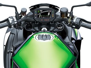 2021年 Z H2 SE(ハンドルまわりイメージ)