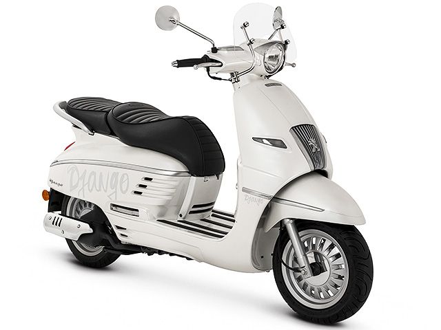 2021年 Django125DX ポーラーホワイト(カタログメイン)