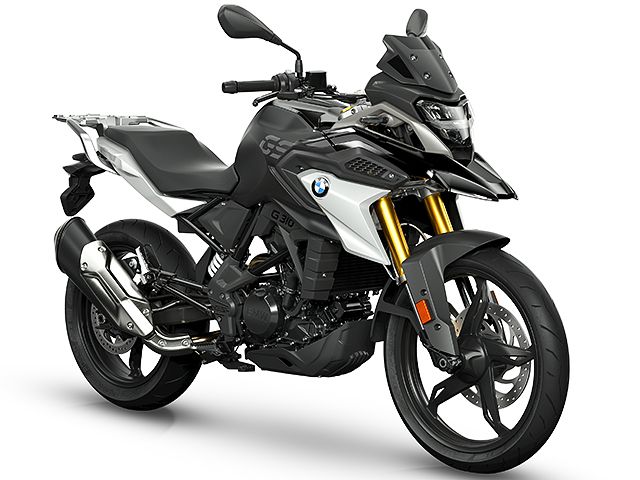 2022年 G310GS Style Triple Black:Cosmicblack 2(カタログメイン)