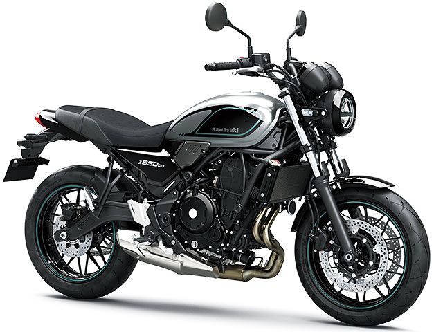 2023年 Z650RS メタリックムーンダストグレー×エボニー(カタログメイン)