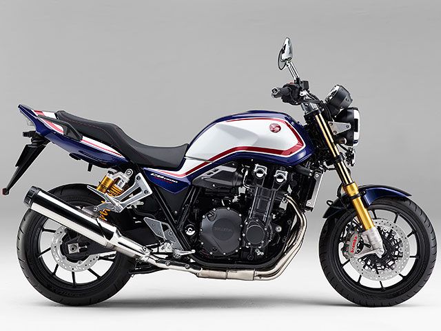 2023年 CB1300 SUPER FOUR SP パールホークスアイブルー(カタログメイン)