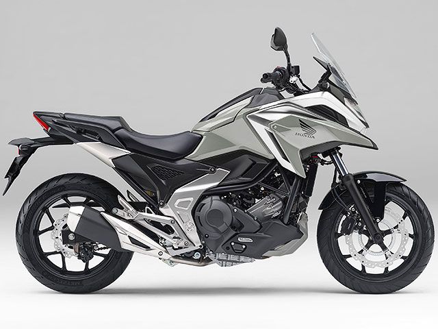 2023年 NC750X Dual Clutch Transmission パールディープマッドグレー(カタログメイン)