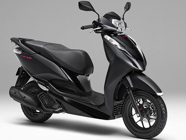 2023年 LEAD 125 マットギャラクシーブラックメタリック(カタログメイン)