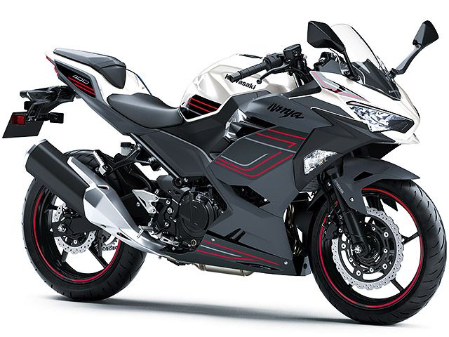 2024年 Ninja 400 パールアイボリー×メタリックマットダークグレー(カタログメイン)