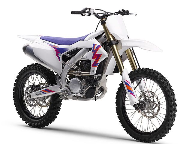 2024年 YZ250F 50th Anniversary Edition パープリッシュホワイトソリッド1(カタログメイン)
