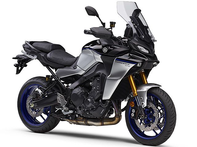 2023年 TRACER9 GT+ ブルーイッシュホワイトメタリック2(カタログメイン)