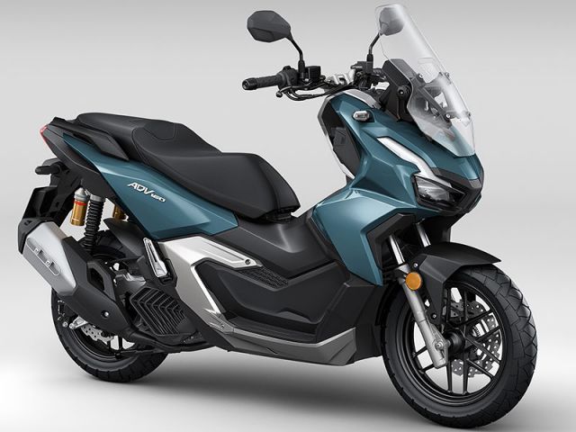 2024年 ADV160 パールボスポラスブルー(カタログメイン)