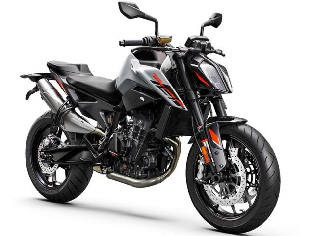 2024年 790 DUKE グレー(カタログメイン)