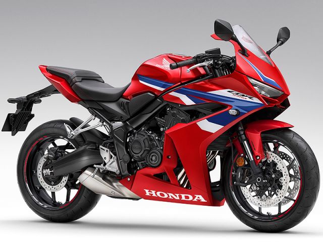 2024年 CBR650R Grand Prix Red(カタログメイン)