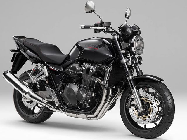 2025年 CB1300 SUPER FOUR Final Edition グラファイトブラック(カタログメイン)