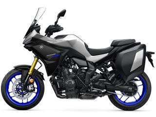 2025年 TRACER 7 GT(サイドビュー)