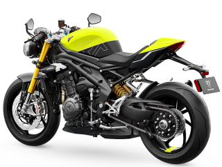 2025年 Speed Triple 1200RX(リアビュー)