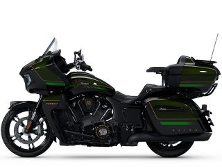 2025年 Pursuit Elite(サイドビュー)