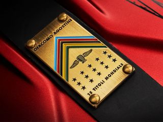 2025年 SUPERVELOCE 1000 AGO(タンク上部のプレート)