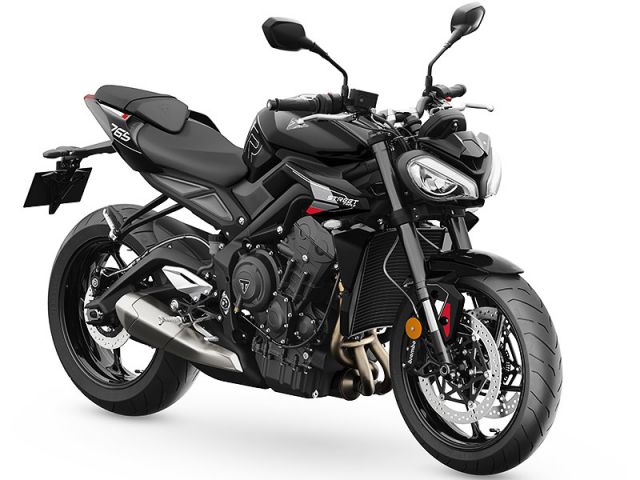 2026年 Street Triple R Phantom Black(カタログメイン)