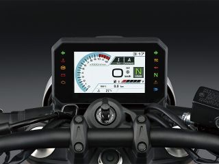 2026年 GSX-8T(メーター表示イメージ)