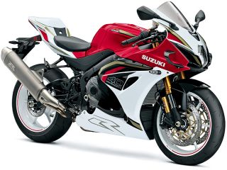 2026年 GSX-R1000RCandy Daring Red/Pearl Tech White※ウィングレット装備
