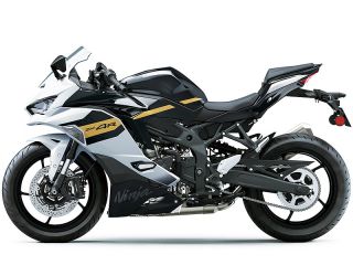 2026年 Ninja ZX-4R SE(サイドビュー)