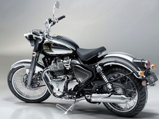 2025年 Classic650 Top(リアビュー)
