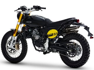 2025年 CABALLERO Scrambler125(リアビュー)