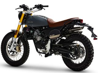 2025年 CABALLERO Scrambler125 Deluxe(リアビュー)