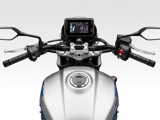 2026年 CB1000F SE(ハンドルまわりイメージ)