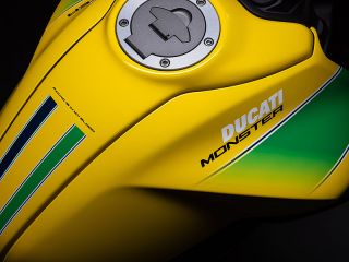 2025年 Monster Senna