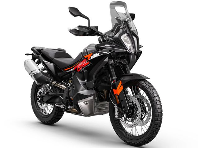 2023年 790 ADVENTURE (カタログメイン)