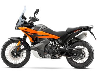 2025年 790 ADVENTURE（サイドビュー）