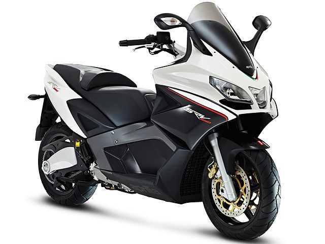 2013年 SRV850 レーシングホワイト（カタログメイン）