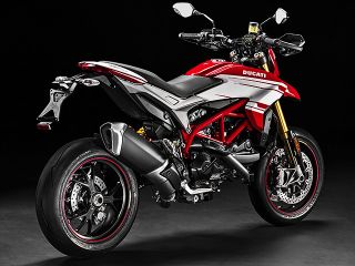 2017年 Hypermotard 939 SP（リアビュー）