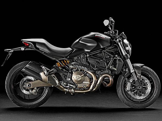 2015年 Monster 821 Dark ダークステルス（カタログメイン）