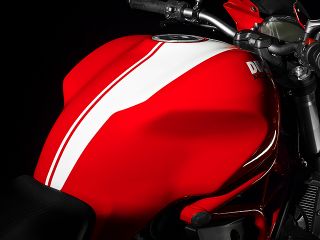 2015年 Monster 821 Stripe