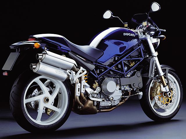 2004年 Monster S4R (カタログメイン)