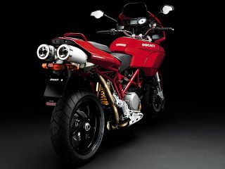 2007年 Multistrada 1100（リアビュー）