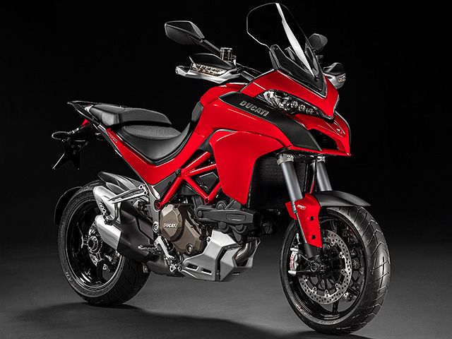 2015年 Multistrada 1200S レッド（カタログメイン）