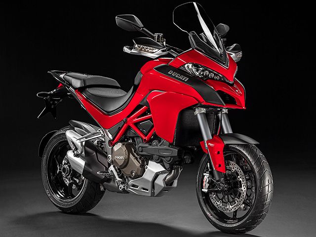 2016年 Multistrada 1200S レッド（カタログメイン）