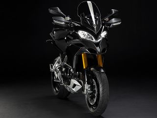 2011年 Multistrada 1200S Sport Edition（フロントビュー）