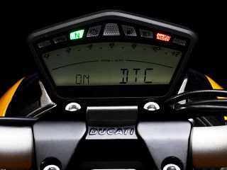 2012年 Streetfighter 848（メーター表示イメージ）