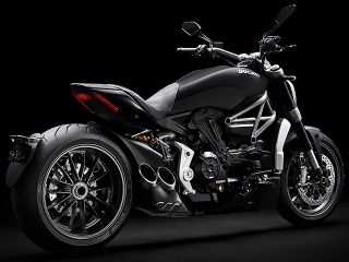2016年 X Diavel