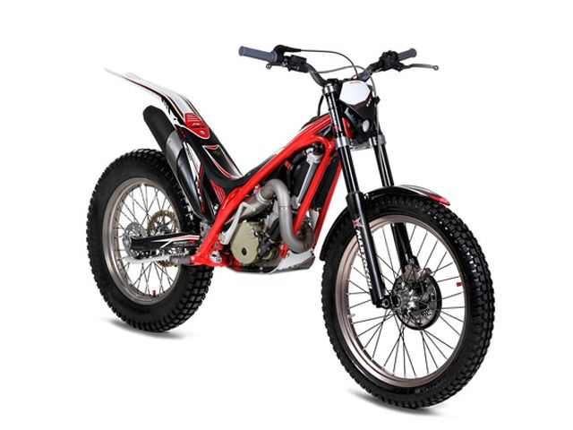 2011年 TXT PRO RACING 125 レッド（カタログメイン）