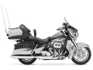2013年 CVO FLHTCUSE8 Electra Glide Ultra Classicスターダストシルバー＆ダークスレイト＆チタニウムダスト with サンダーブレイドグラフィックス