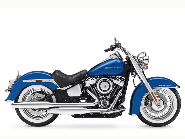 2018年 FLDE Softail Deluxe （カタログメイン）