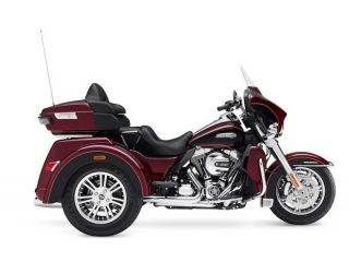 2015年 FLHTCUTG Tri Glide Ultraミステリアスレッドサングロ / ブラッケンドカイエンサングロ