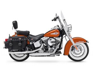 2016年 FLSTC Heritage Softail Classicアンバーウイスキー/ビビッドブラック