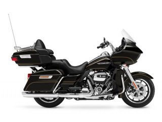 2017年 FLTRU Road Glide Ultraブラッククオーツ